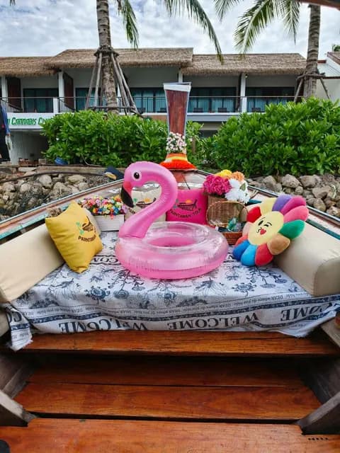 gallery.alts.vipBoat